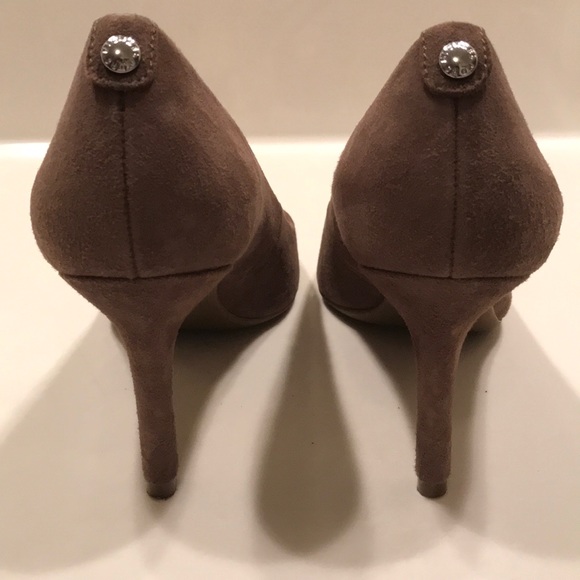 MICHAEL Michael Kors Suede Dorothy Flex Heel - Picture 4 of 8